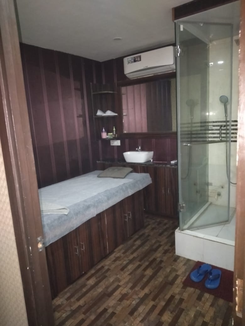Massage Photos, Images & Pictures Of Acaraayur Body Spa Chennai